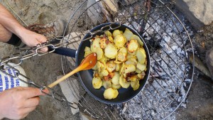 Zum Mittag eine Stärkung mit Bratkartoffeln...